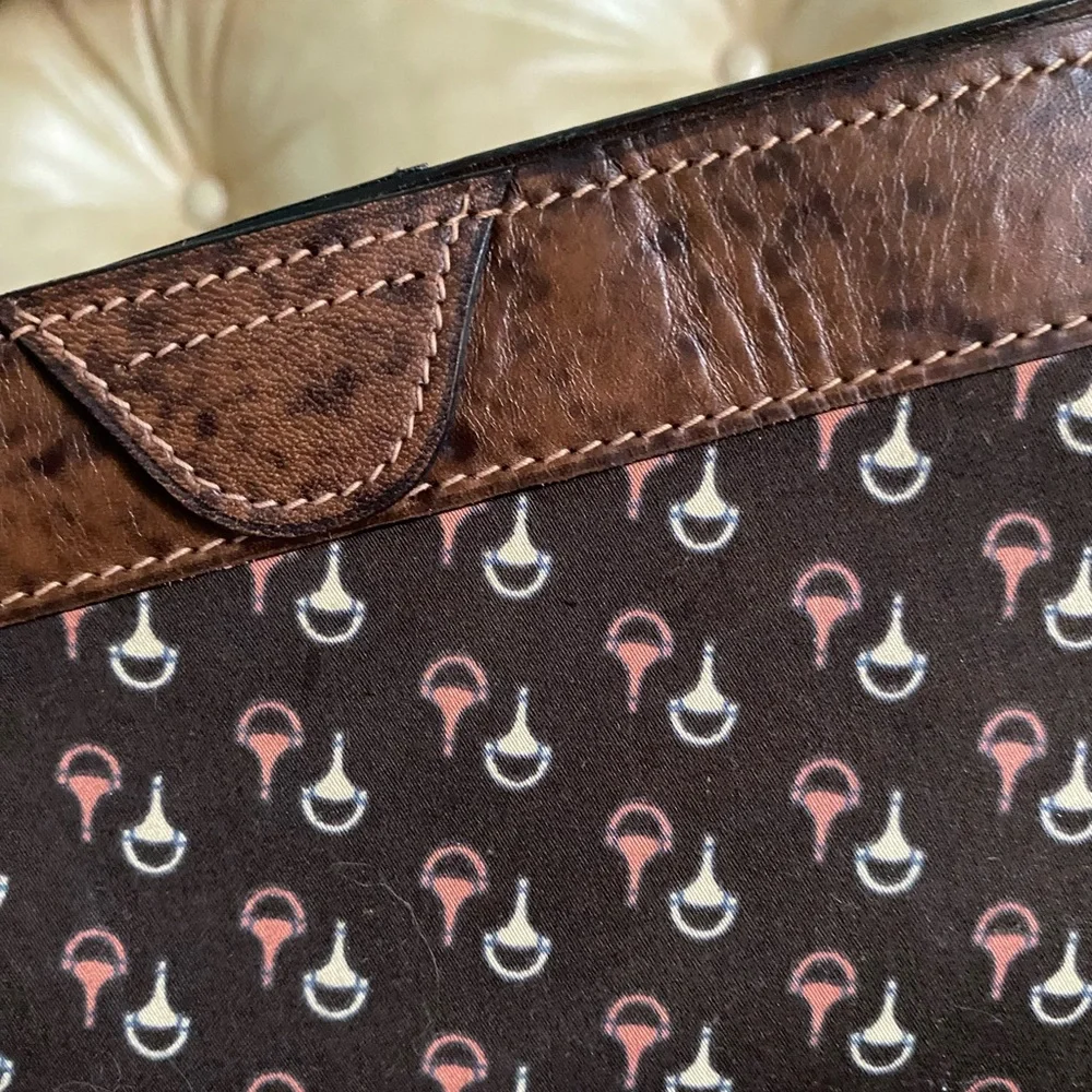 Vintage Gucci LKNW Oversized Clutch Toiletry Bag Horsebit Logo Fabric/Leather
